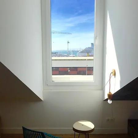 River View Loft 2 Bedroom Лиссабон